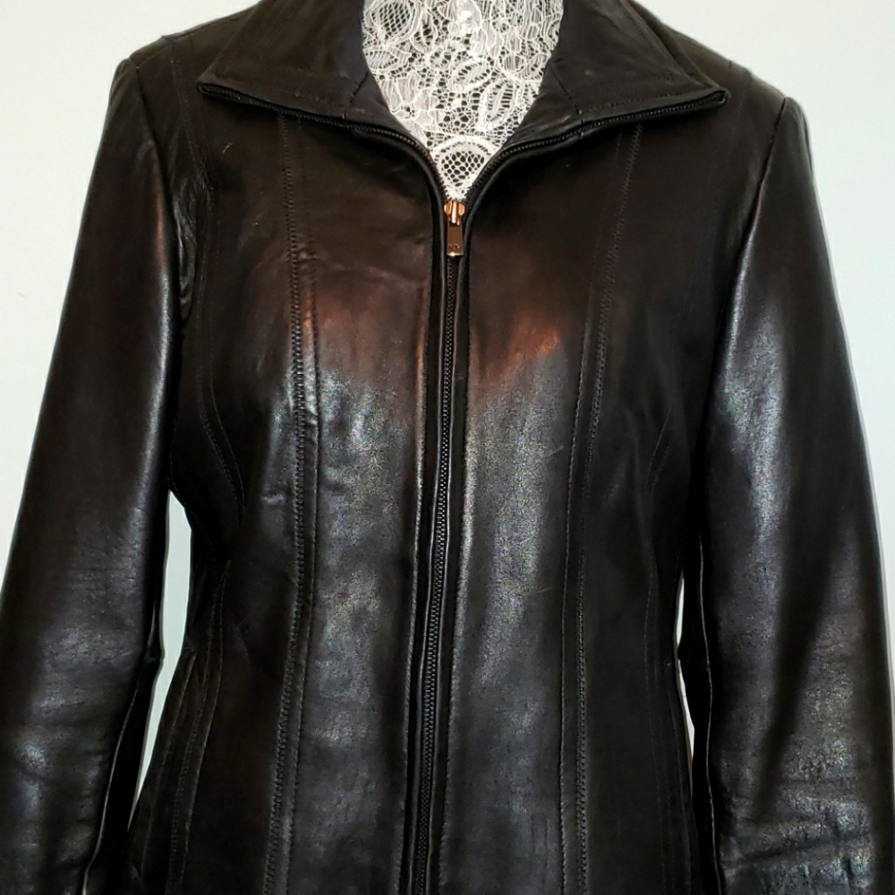 Ladies Jones New York Leather Jacket